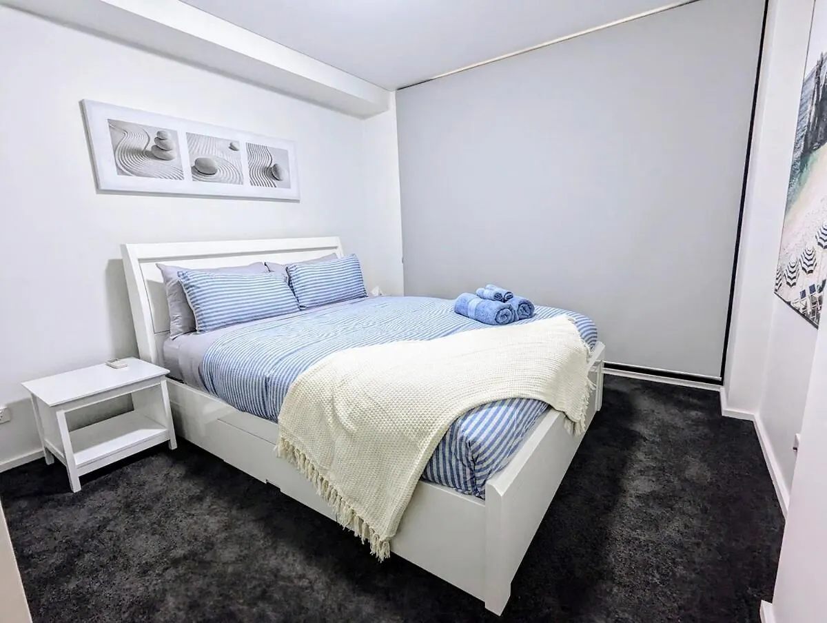 Zen Vibe, Entire Apt, With Study Room, Wifi, Central, Cafe Adelaide 0*,